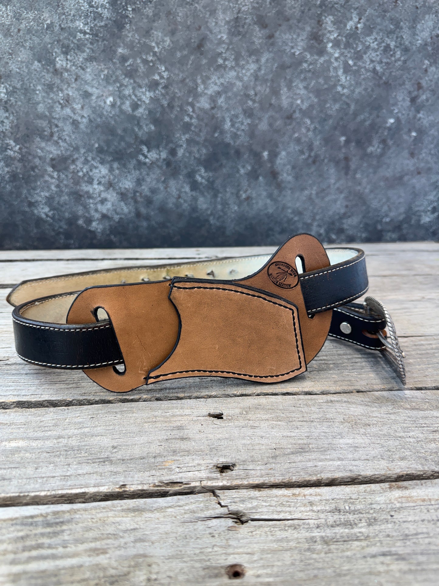 Horizontal Leather Multi-Tool Sheath
