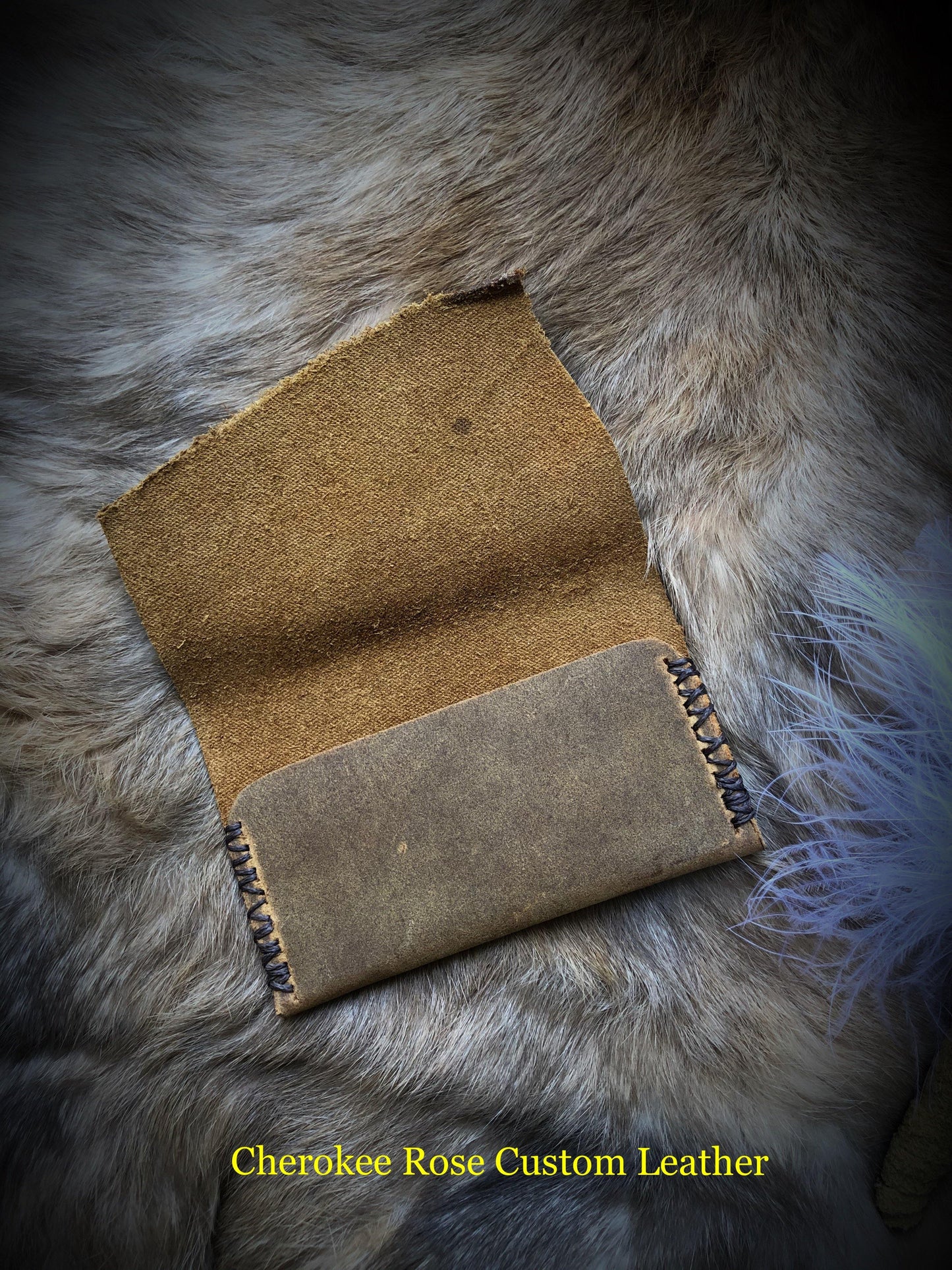 Natural Edge Primitive Rustic Leather Card Wallet - Peyote Rose