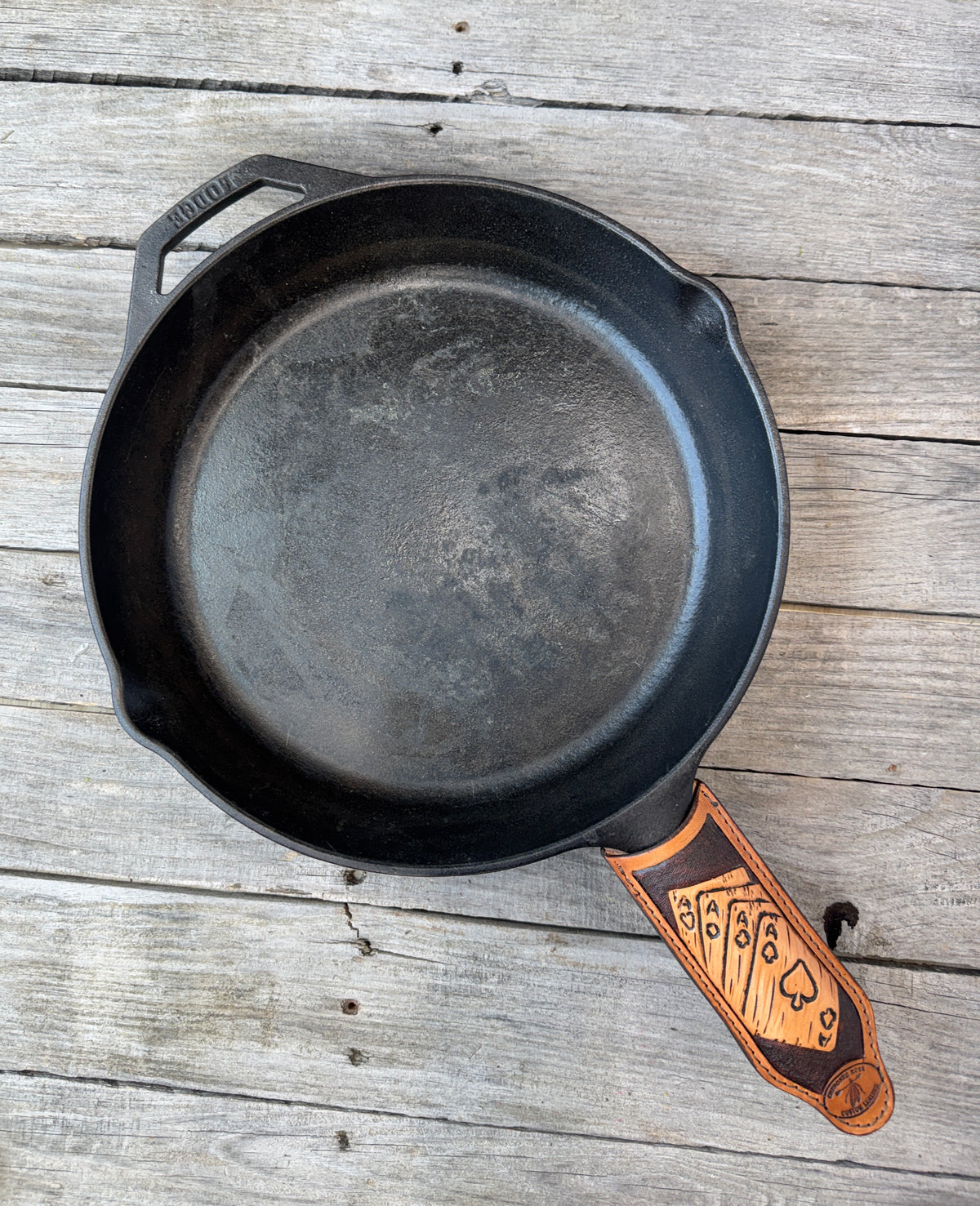 Hand Tooled Leather Cast Iron Skillet Handle Cover – 4 Aces