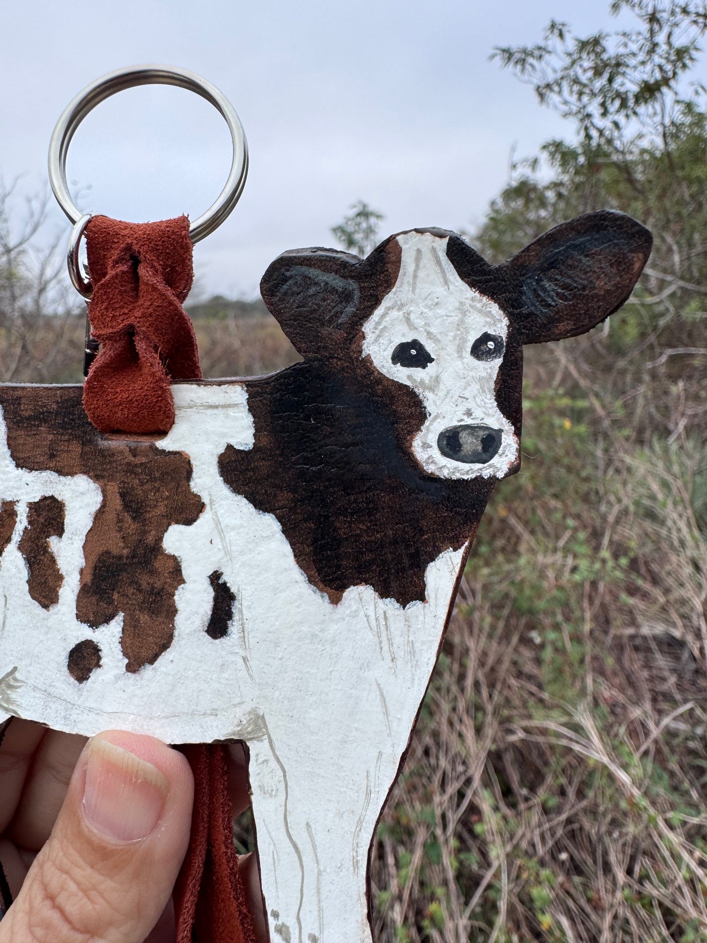 Brown and White Show Heifer Purse Hanger