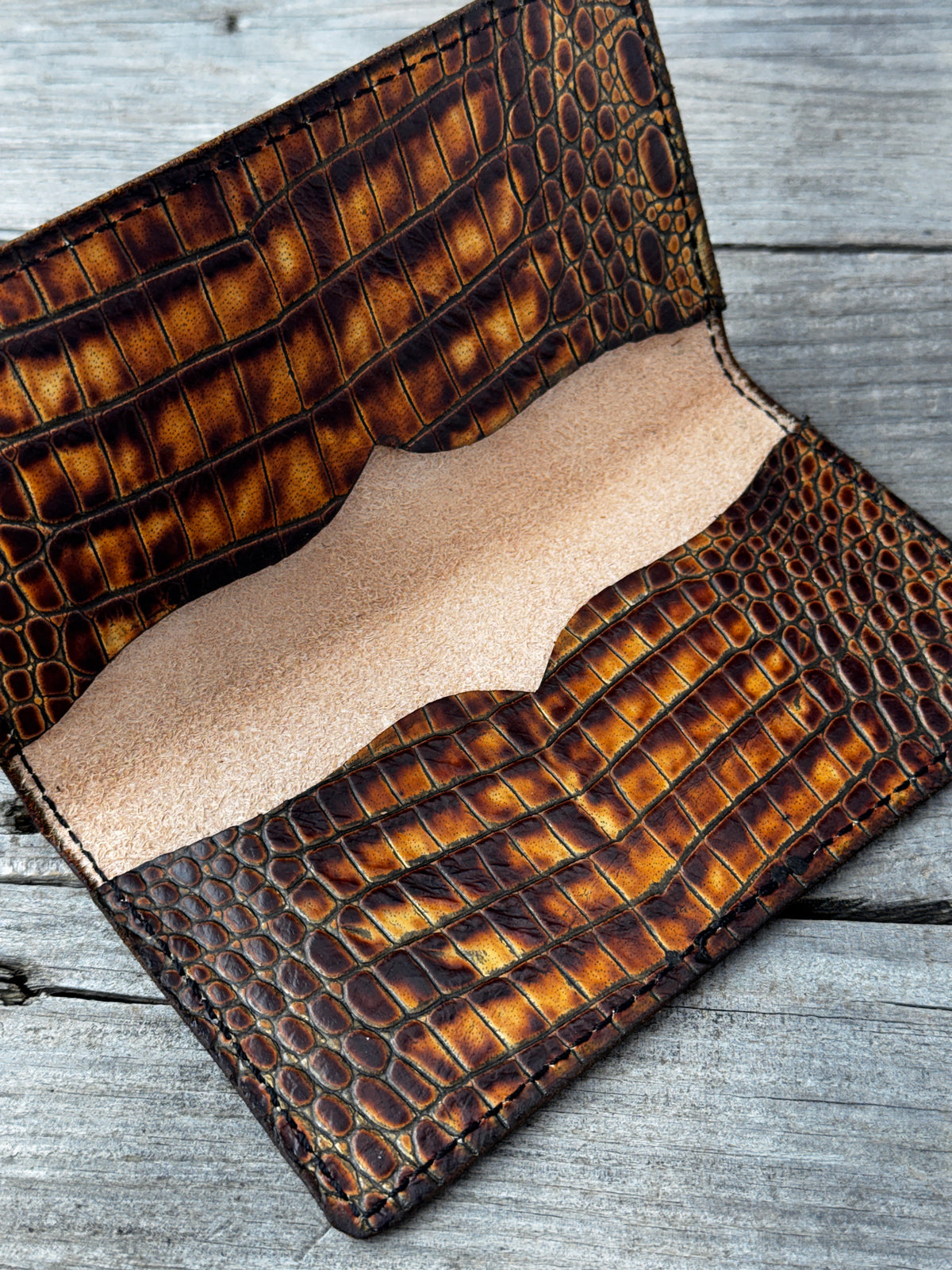 Show Brown Wavy Border Leather Checkbook Cover