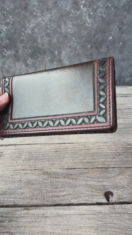 Show Brown Wavy Border Leather Checkbook Cover