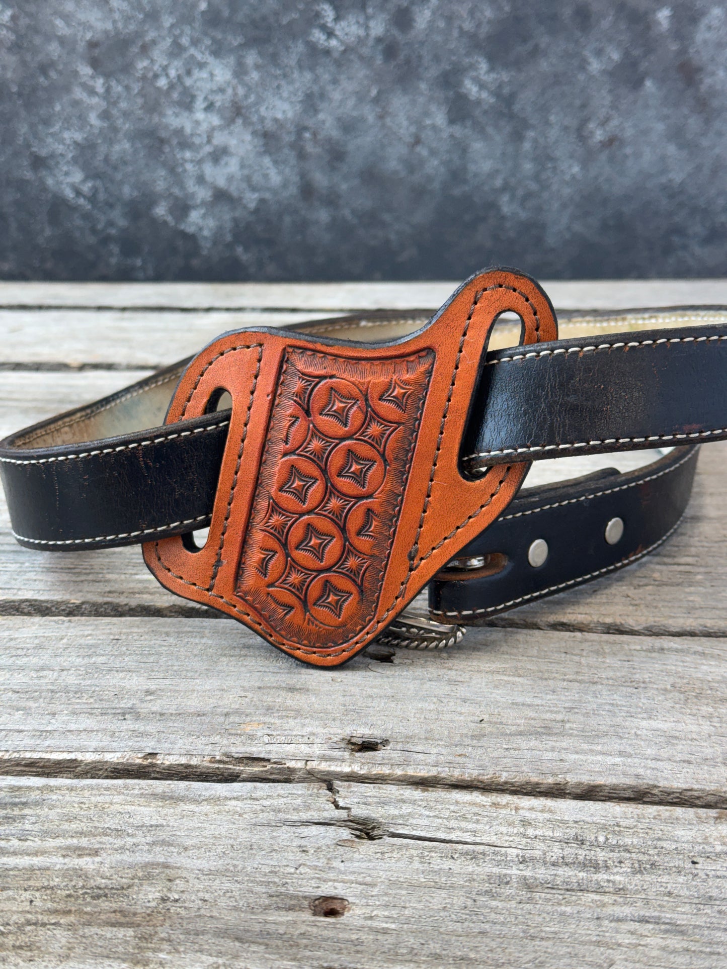 Stamped Geometric Wide Pancake Knife Sheath