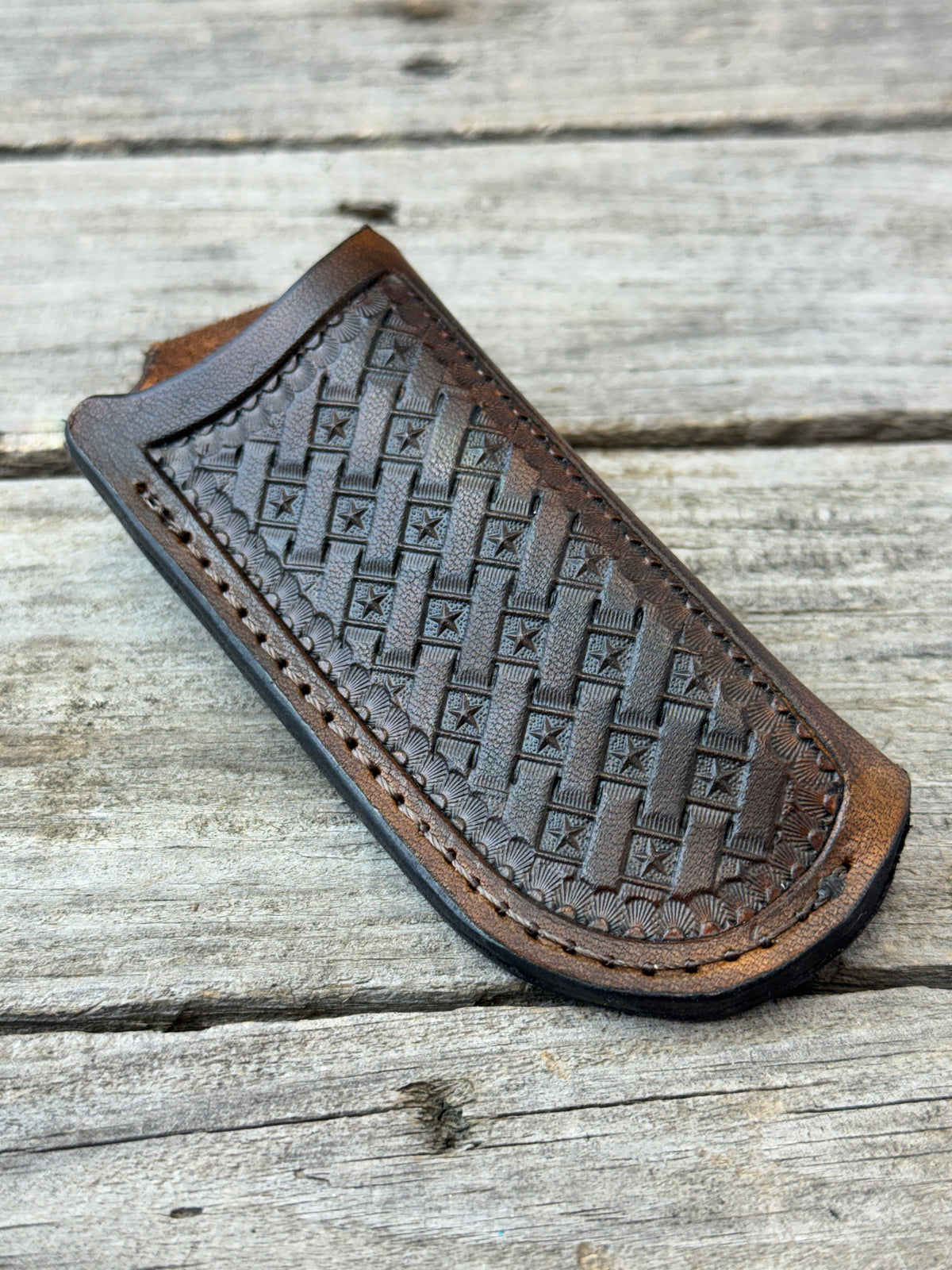 Texas Star Basketweave Vertical Leather Knife Sheath