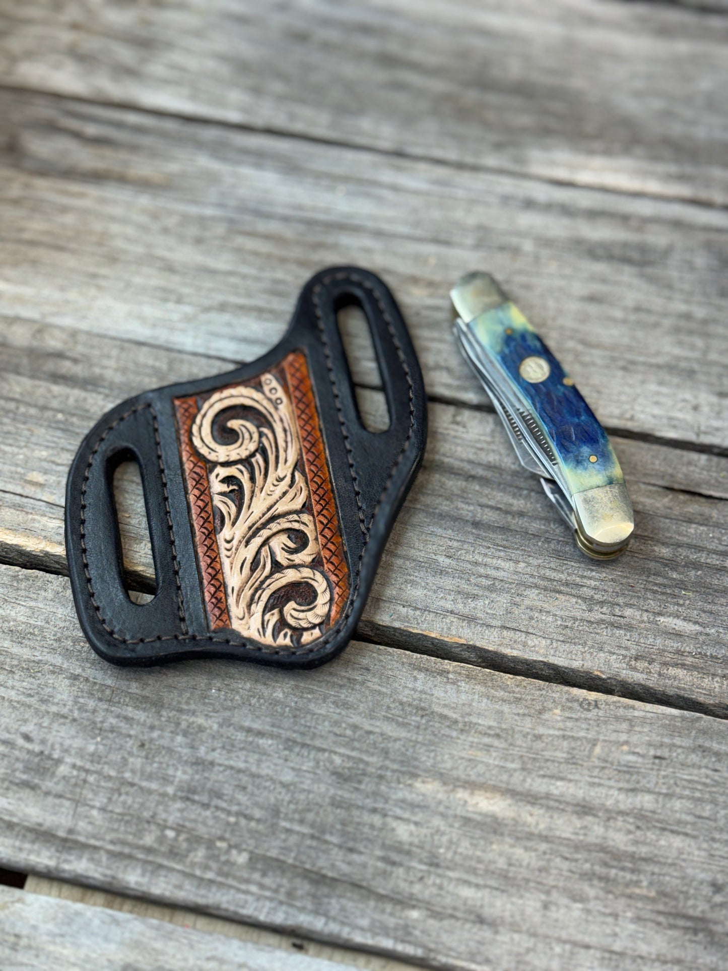 Carved Floral Wide Slanted Pancake Knife Sheath