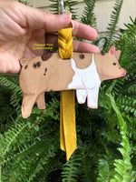 Hand Painted Tan and White Show Hog Key Chain