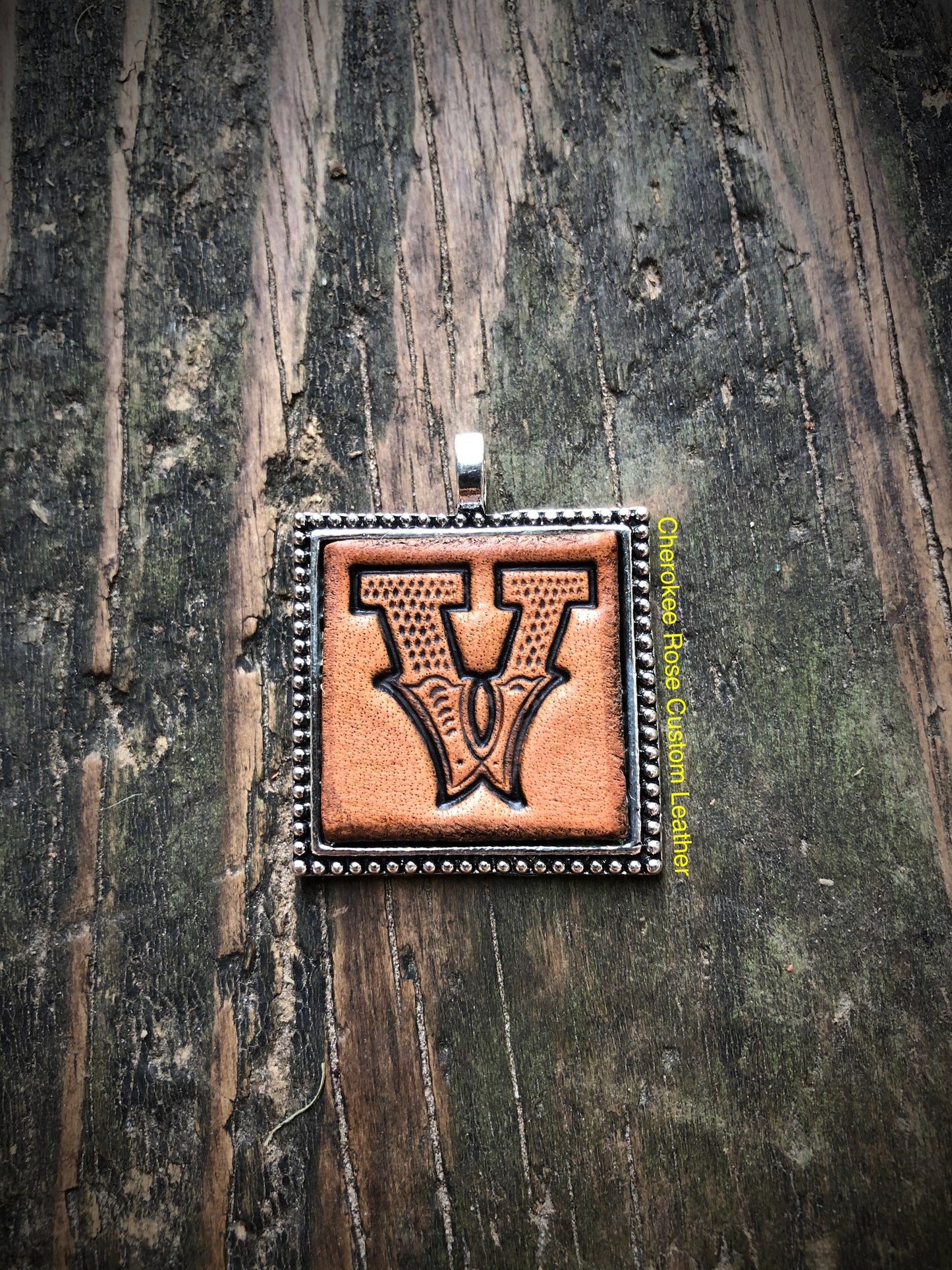 Western Block Letter 'V' Initial Leather Pendant Necklace